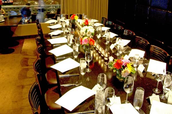 TABLE Reservation System In Restaurants And Cafes