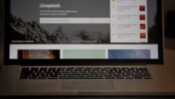 What are the best practices for testing and optimizing landing pages with a generator?