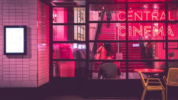 Top 4 Flixrave Alternatives Working Now