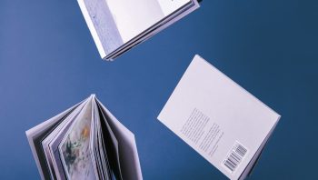 How to choose the right paper stock for a double-sided brochure?