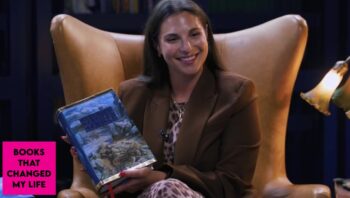 Before Red Queen: Victoria Aveyard’s Middle-earth Phase