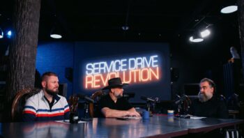 Why Private One-on-Ones Help Service Advisors Grow